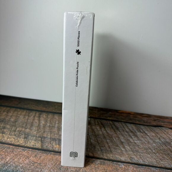 BetterCo Celebrate Pride Jigsaw Puzzle 1000 Piece Mara Drozdova‎ NEW - Picture 4 of 7